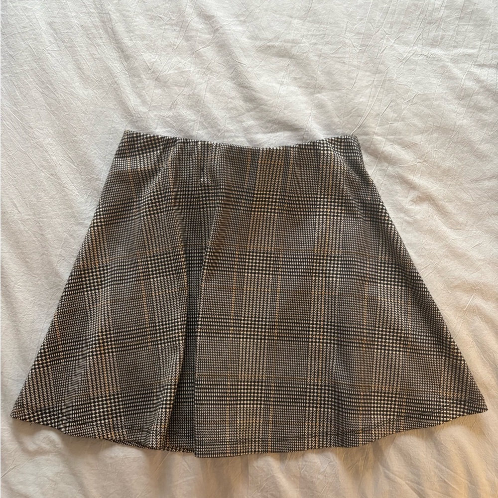 Classic Black and White Plaid Skater Skirt